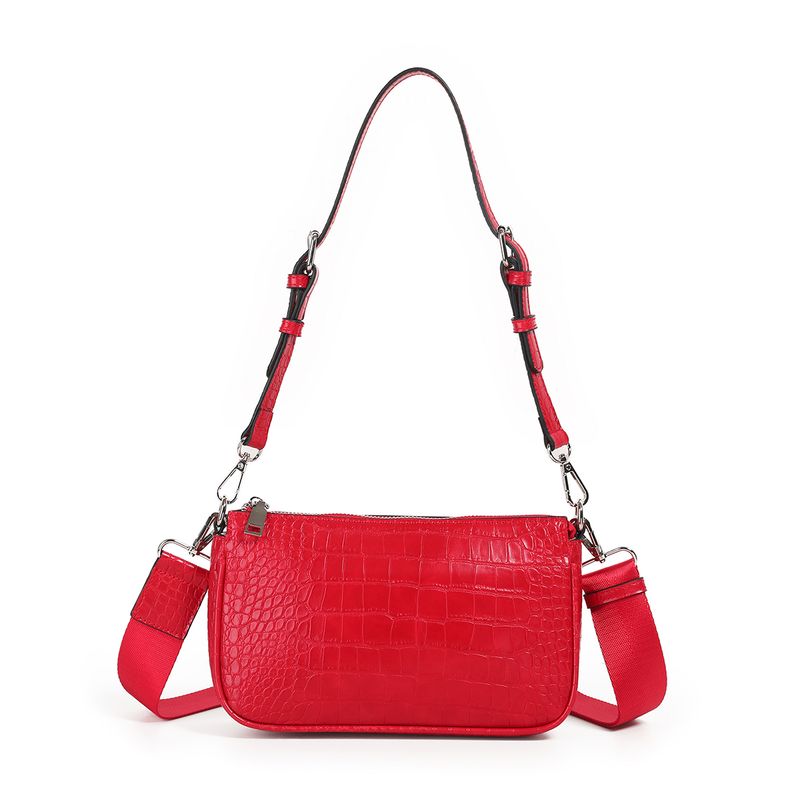 Ivana croco clutch - Röd - kompakt axelväska med strukturerad yta