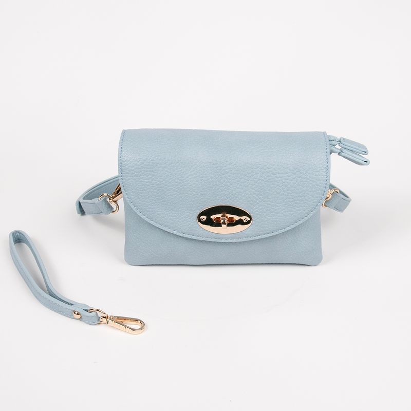 DANIELLE clutch blå pastel i imitert skinn