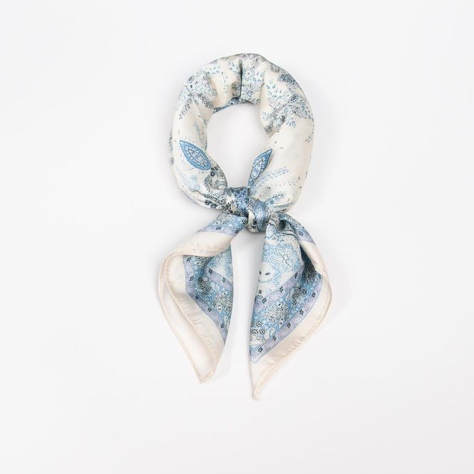 Huvudbild Liten scarf med paisleymönster blå beige 70 x 70 ...