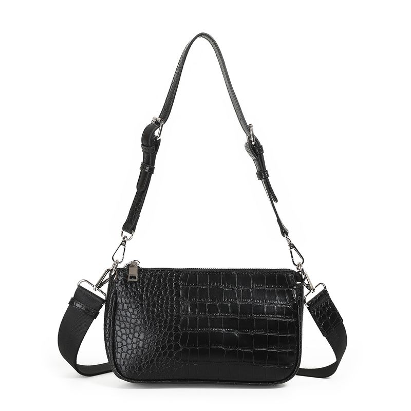 Ivana croco clutch - svart - kompakt skulderveske med strukturert overflate