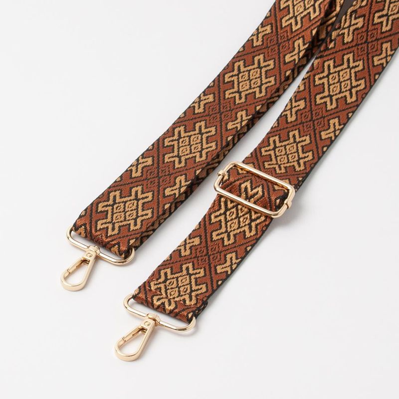 Skulderrem med labyrintmønster - cognac