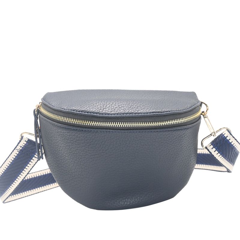 PEPPER bumbag med mønstret rem - marine