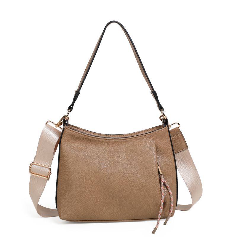 Himalaya soft bag beige - myk og tidløs veske i imitert skinn